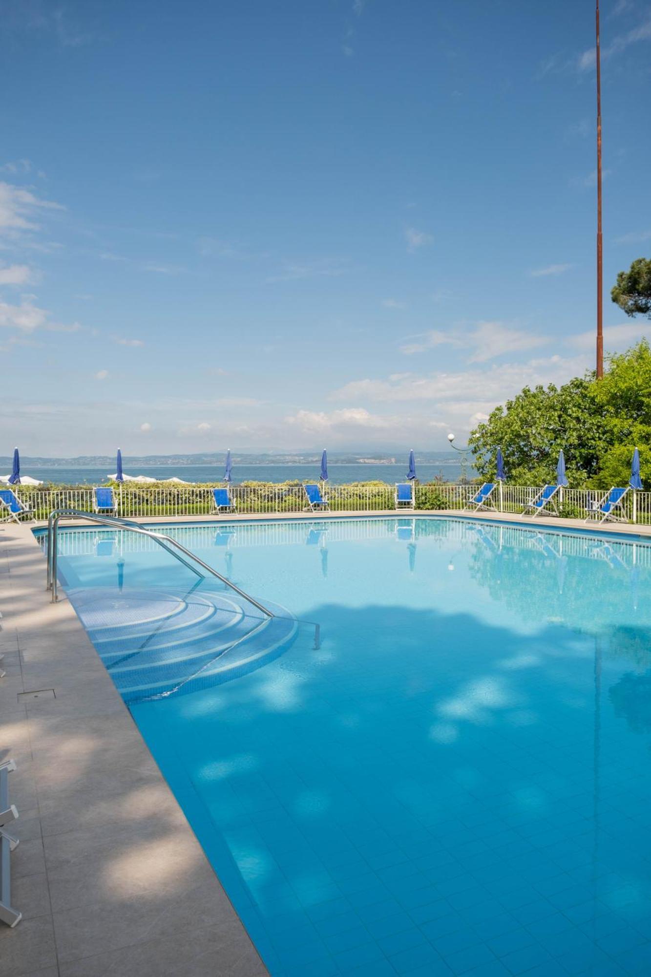 Hotel Vela D'Oro Dependence Bardolino Luaran gambar
